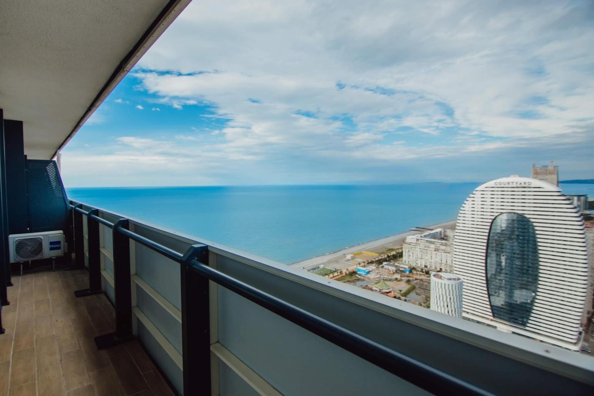 Orbi City Black Sea View Aparthotel Batumi Zewnętrze zdjęcie