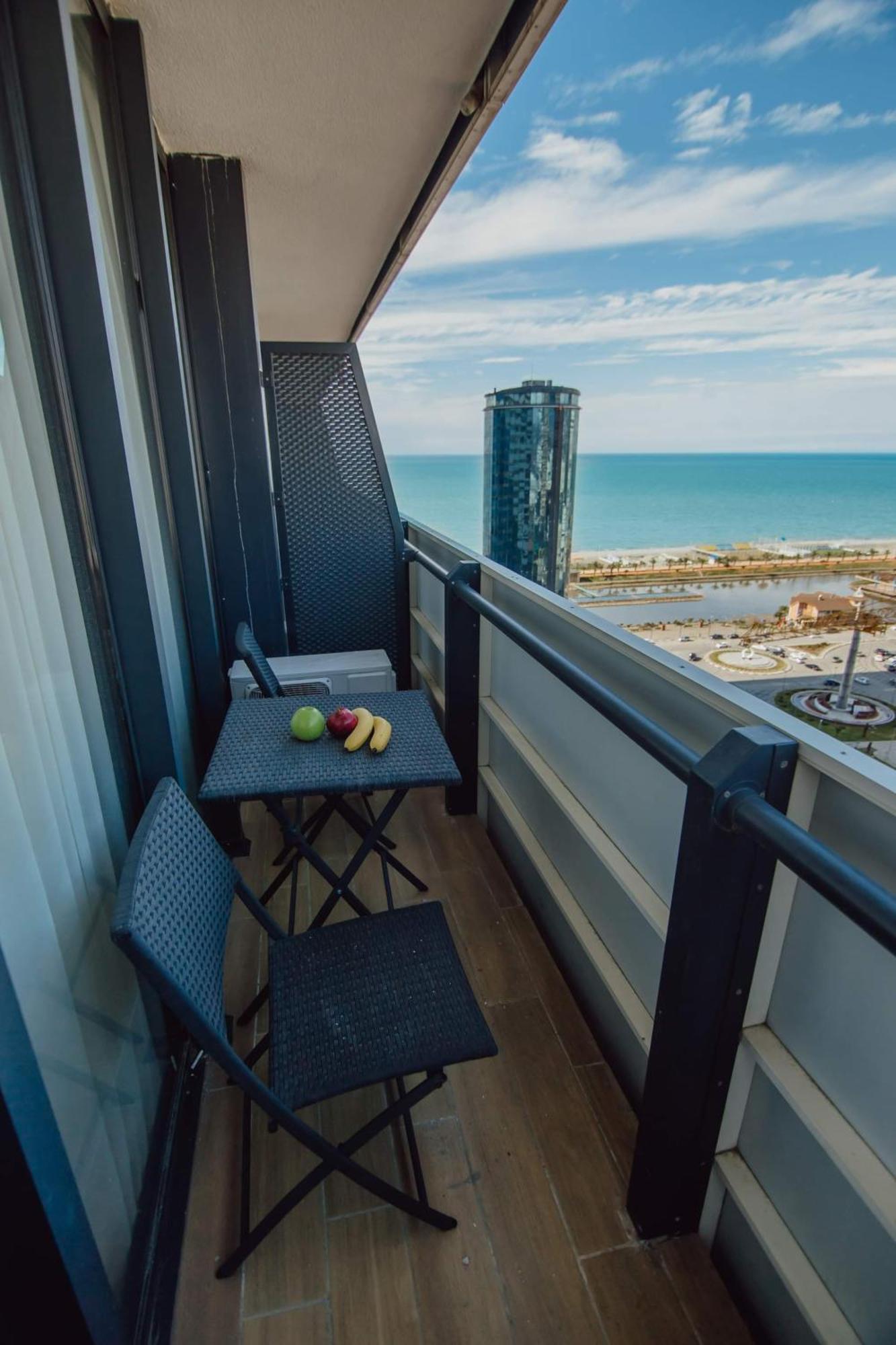 Orbi City Black Sea View Aparthotel Batumi Zewnętrze zdjęcie