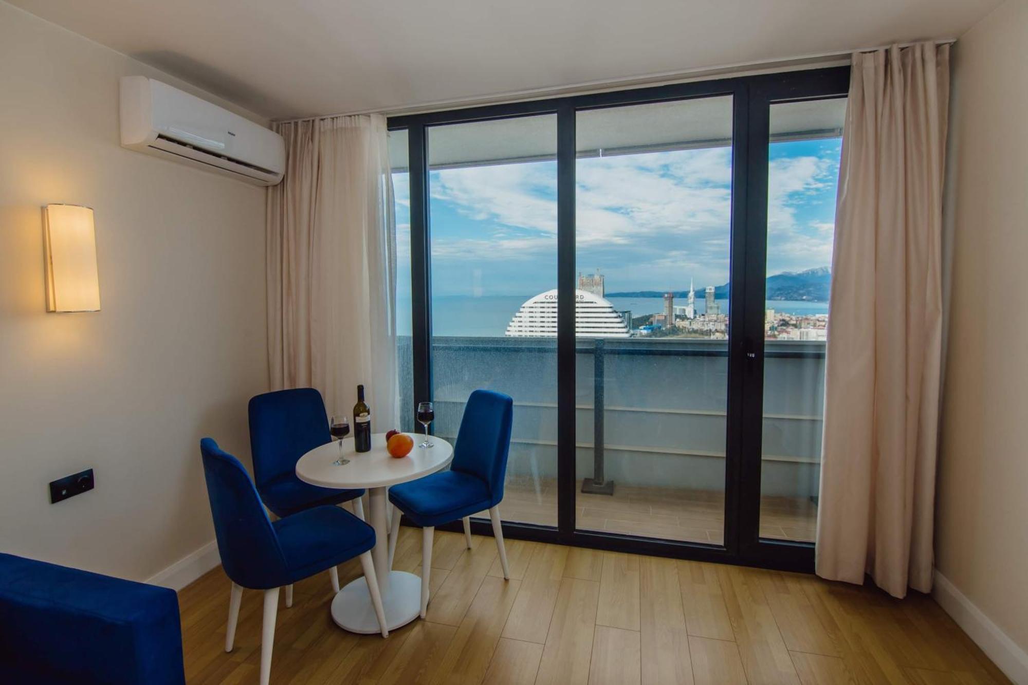 Orbi City Black Sea View Aparthotel Batumi Zewnętrze zdjęcie